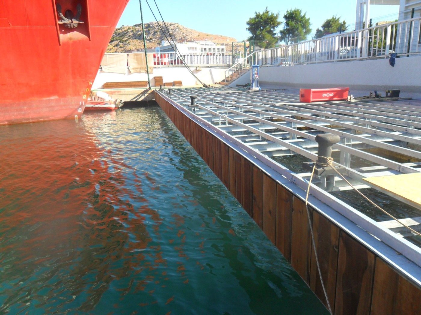 Çeşme Marina iskele detayı